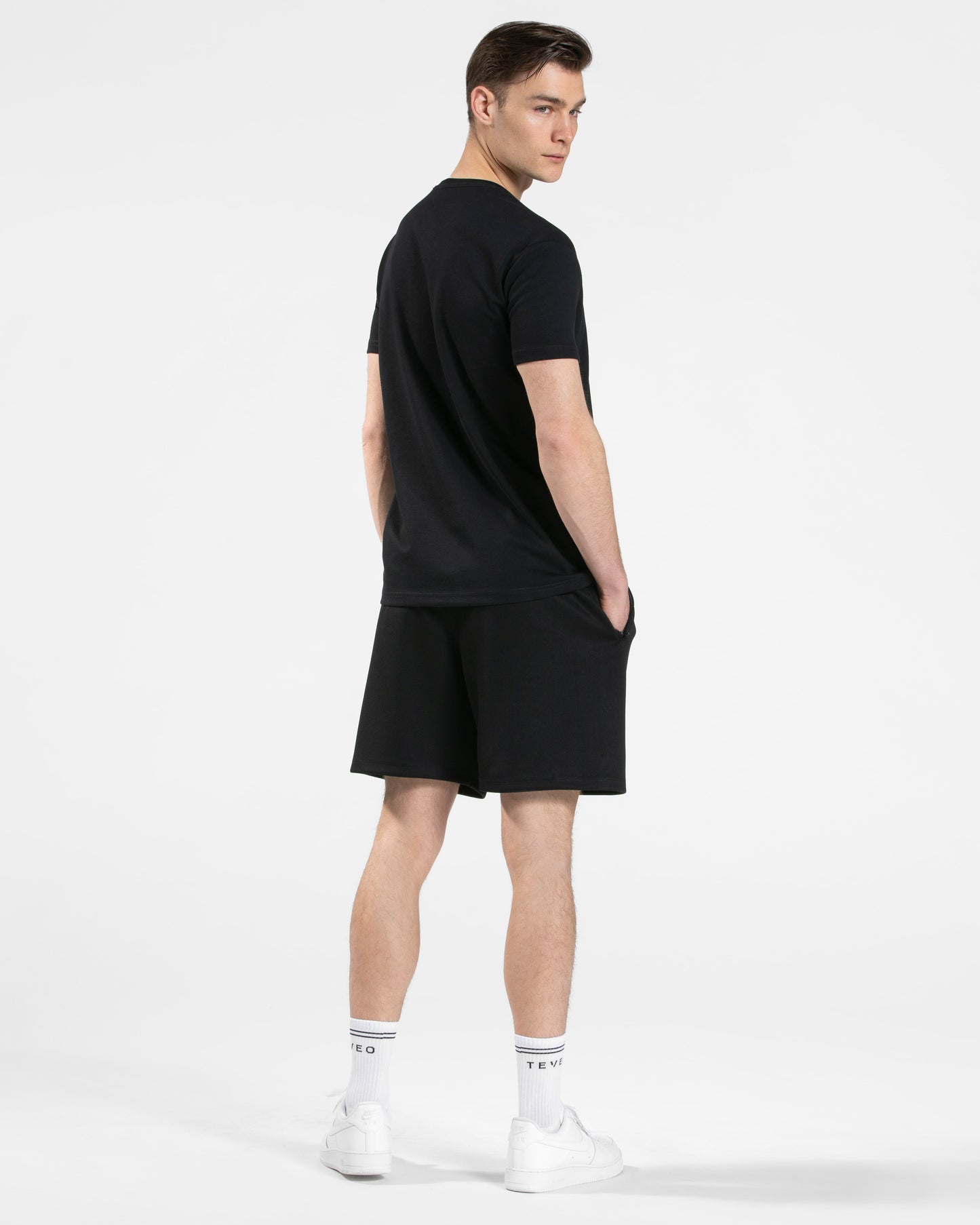 Arrival Fitted T-Shirt "Schwarz"